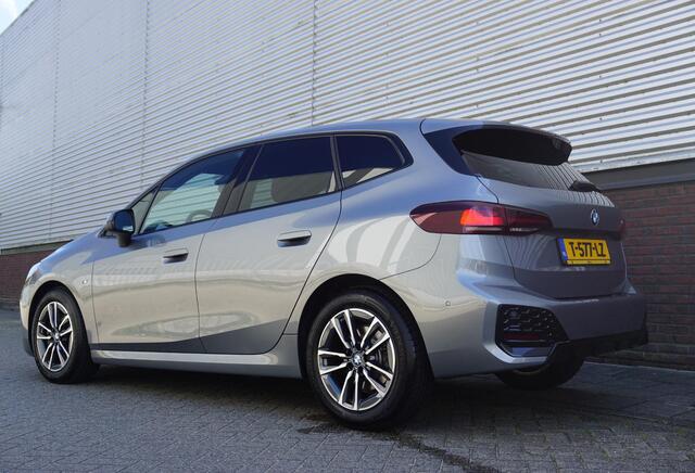 BMW 2-SERIE Active Tourer 223i 218PK M-Sport/Driving Assistent Plus/Leer 1 Jaar Garantie.