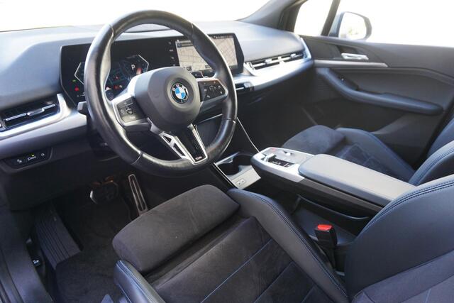 BMW 2-SERIE Active Tourer 223i 218PK M-Sport/Driving Assistent Plus/Leer 1 Jaar Garantie.