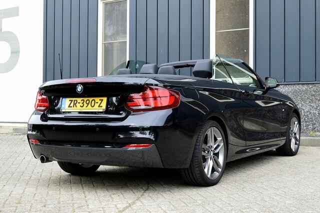 BMW 2-SERIE Cabrio 218i M-Sport Rijklaarprijs-Garantie Leder Sport interieur Airco Led Camera