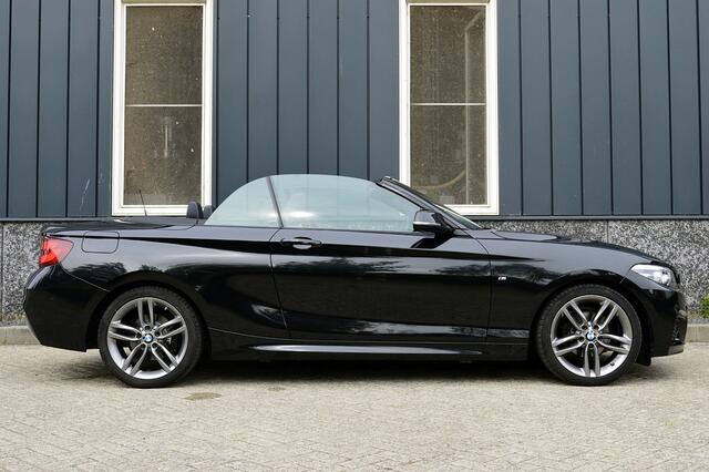 BMW 2-SERIE Cabrio 218i M-Sport Rijklaarprijs-Garantie Leder Sport interieur Airco Led Camera