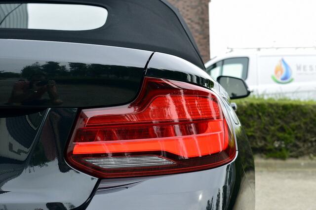BMW 2-SERIE Cabrio 218i M-Sport Rijklaarprijs-Garantie Leder Sport interieur Airco Led Camera