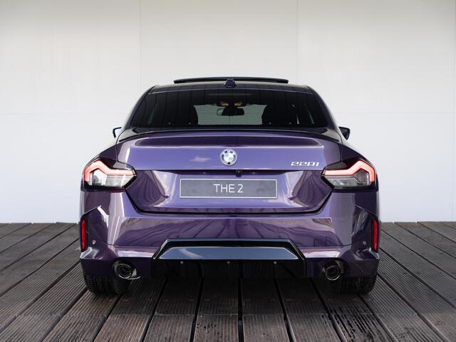 BMW 2-SERIE Coupé 220i | M Sportpakket Pro | Schuif-/kanteldak | Comfort Access | HiFi System