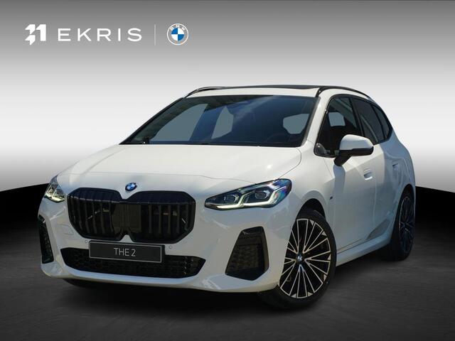 BMW 2-SERIE Active Tourer 220i | M Sportpakket | Panoramadak | Trekhaak | Harman Kardon | Driving Assistant