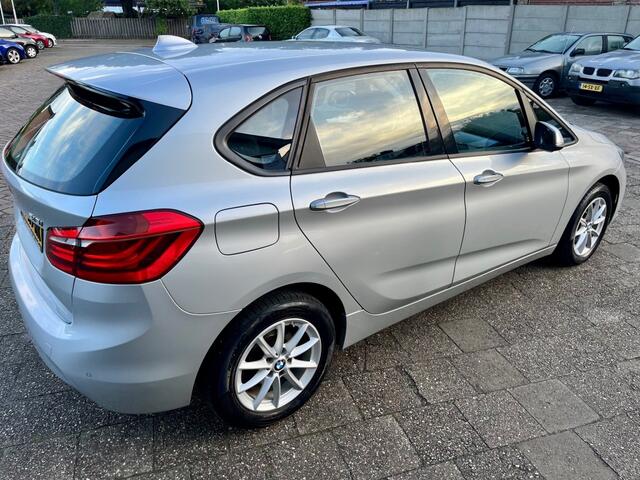 BMW 2-SERIE ACTIVE TOUR. 216I ESSENTIAL NETTE AUTO.