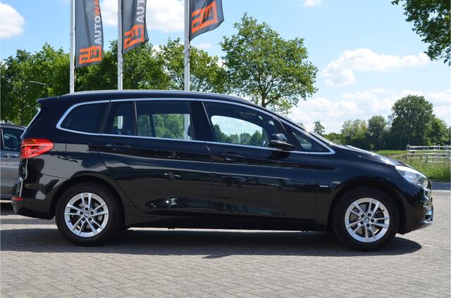 BMW 2-SERIE GRAN TOURER 218i 7p. High Executive Elektr a.klep | Groot navi | Leer | Stoelverwarming | a.Camera | Head up | LED koplampen