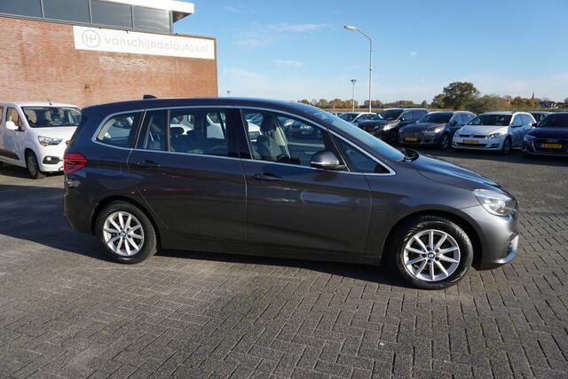 BMW 2-SERIE GRAN TOURER 216D ESSENITAL ORIGINEEL NEDERLANDS PANORAMADAK NAVIGATIE ECC AIRCO CRUISECONTROL PARKEERSENSOREN BLUETOOTH 16INCH LMV 4X ELECTR.RAMEN-SPIEGELS