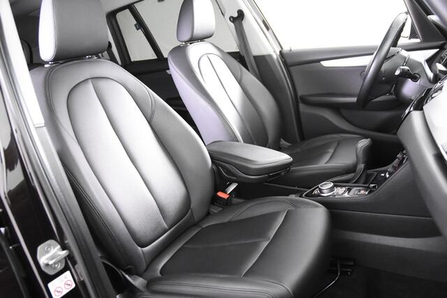 BMW 2-SERIE GRAN TOURER 218i High Executive *Leer*Navigatie*Parkassist*Stoelverwarming*