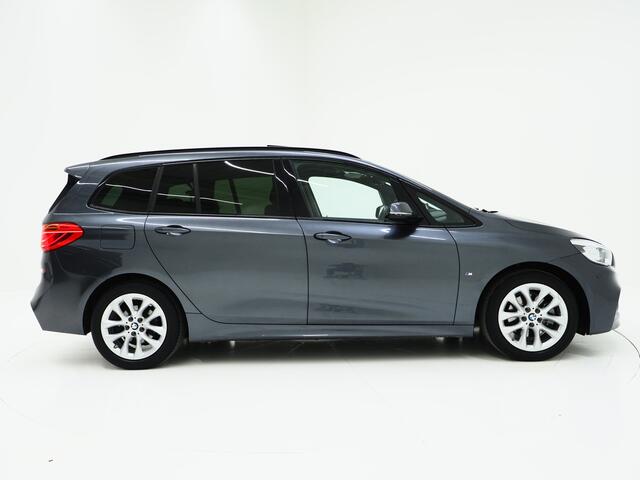 BMW 2-SERIE GRAN TOURER 218i 7p. M-Sport High Executive | Panoramadak | Head Up | Trekhaak | Leder | Camera | LED | DAB