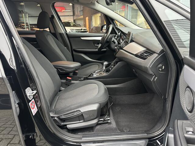 BMW 2-SERIE GRAN TOURER 218i Centennial Executive 7p. | 7-zits | Cruise & Climate control | | Interesse, Proefrit? Bel of app met: 06-24 28 28 42