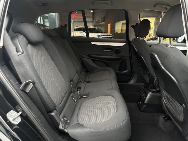 BMW 2-SERIE GRAN TOURER 218i Centennial Executive 7p. | 7-zits | Cruise & Climate control | | Interesse, Proefrit? Bel of app met: 06-24 28 28 42