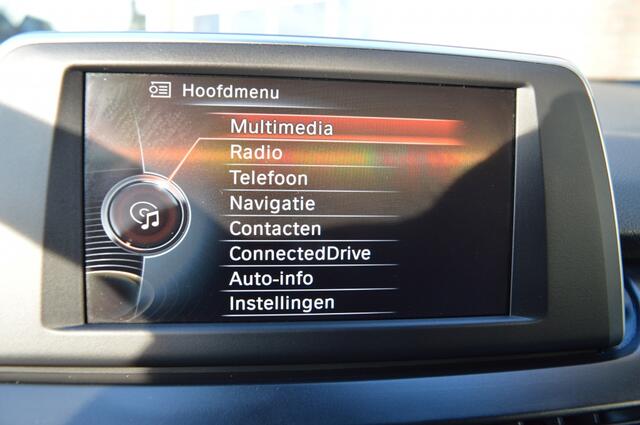 BMW 2-SERIE GRAN TOURER 218i Cent.Exec. 7p. M-Uitvoering, Trekhaak, Schuif-kanteldak