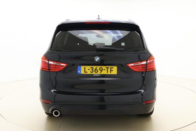 BMW 2-SERIE GRAN TOURER 216i 7p. High Executive | Elektrische Kofferklep | Head-Up Display | Navigatie | Climate Control | Cruise Control | Lichtmetalen velgen | Privacy Glass |