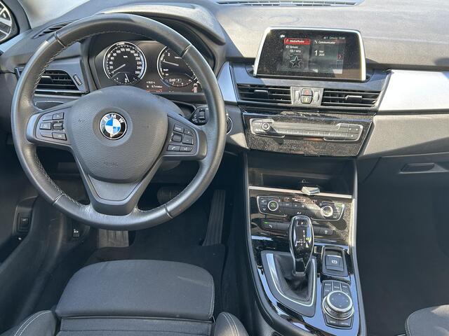 BMW 2-SERIE GRAN TOURER 218i Executive | Navigatie | Parkeersensoren Voor & Achter | Elektrische Achterklep | Climate Control |