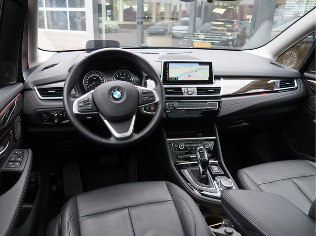 BMW 2-SERIE GRAN TOURER 218i 7p. High Executive Edition | Trekhaak | Panoramadak | Leder |