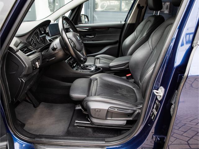 BMW 2-SERIE GRAN TOURER 218i 7p. Corporate Lease High Executive / SPORT LINE / NL AUTO / LEDER / HEAD UP / 7 ZITS