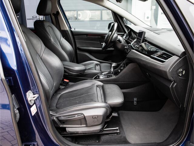 BMW 2-SERIE GRAN TOURER 218i 7p. Corporate Lease High Executive / SPORT LINE / NL AUTO / LEDER / HEAD UP / 7 ZITS