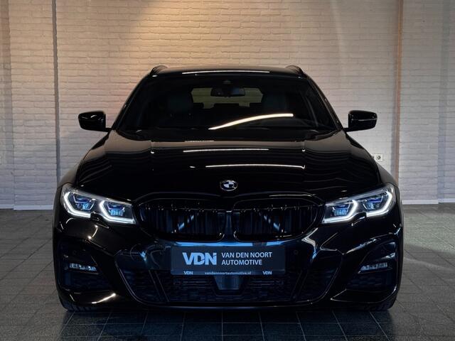 BMW 3-SERIE Touring 318i High Executive M-Sport Leder Head Up Elek Stoel 19 inch
