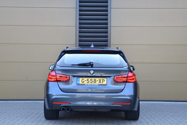 BMW 3-SERIE Touring 320i High Executive * M Sportpakket * Leder * LED * Stoelverwarming * Navigatie Professional *