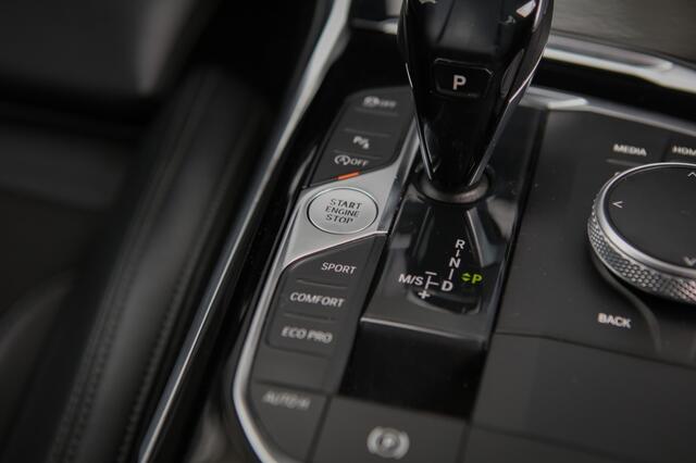 BMW 3-SERIE 320i High Executive