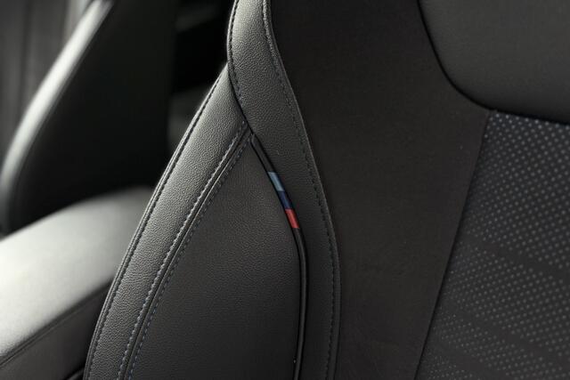 BMW 3-SERIE Touring 330e M-sport LCI Facelift | Adaptive Cruise | Laser | Camera | 19' Inch individual