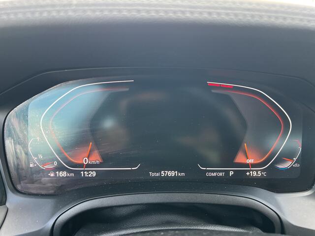 BMW 3-SERIE 320i High Executive Edition | Nieuw Binnen! | HUD | Stoelverwarming | Automaat