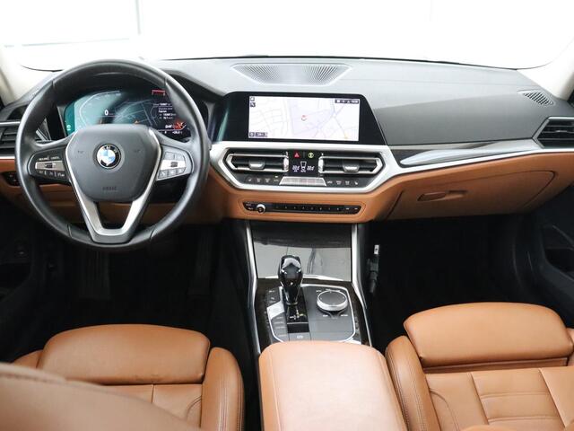 BMW 3-SERIE 320i Executive Edition | Leder | Stoelverwarming | Luxury Line | Sportstoelen | Carplay | Live Cockpit | Navigatie | Parkeerhulp | Full LED