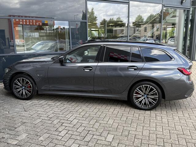 BMW 3-SERIE Touring 320e M-SPORT,LASER-LED,SCHUIFDAK,SHADOWLINE