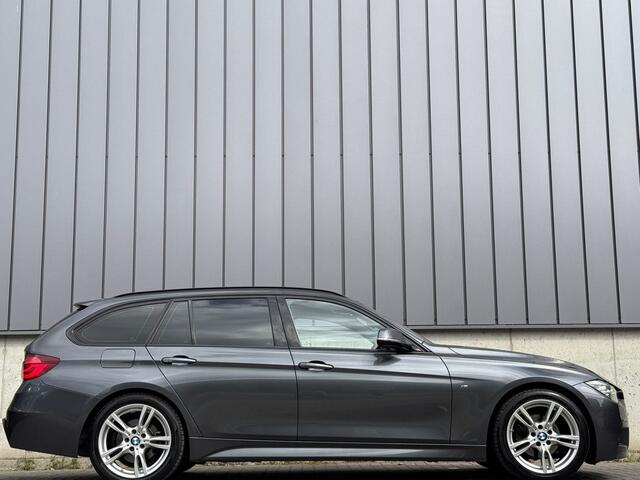 BMW 3-SERIE Touring 318i 136PK Automaat M-Sport Shadow Trekhaak *NL-AUTO*