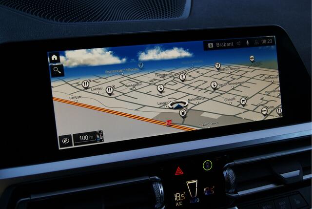 BMW 3-SERIE Touring 330e 292PK Sportline Aut8 Carplay/Wegkl-trhk/360camera/Stoelverw/Sfeerverlichting