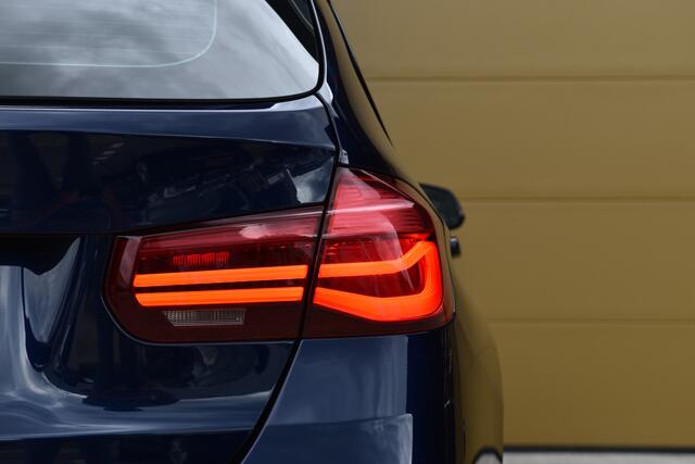BMW 3-SERIE Touring 320i M Sport Edition * M Sportpakket * Surround view * Head-up * HIFI * LED *