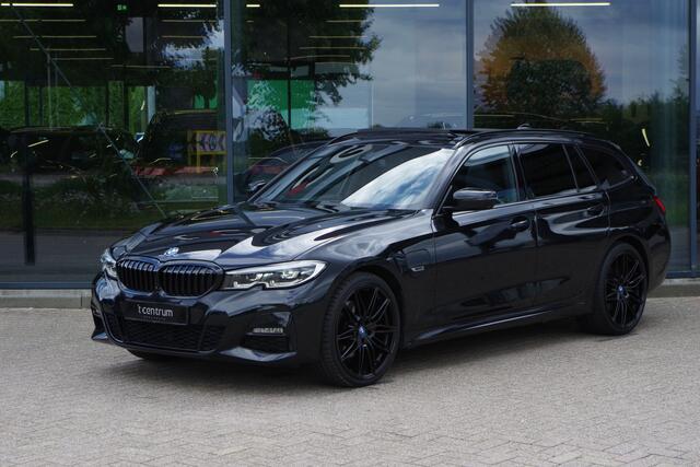 BMW 3-SERIE Touring 320e High Executive M-Sport PHEV, Panoramadak, Memory, 360 Camera, Head-Up, Carplay
