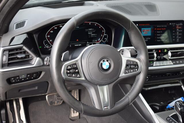 BMW 3-SERIE 330e M-Sport Dakje | Full options | Trekhaak