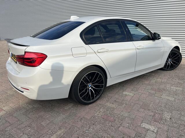 BMW 3-SERIE 320d EDE Centennial High Executive | Nieuw Binnen! | Automaat | Stoelverwarming | Cruise