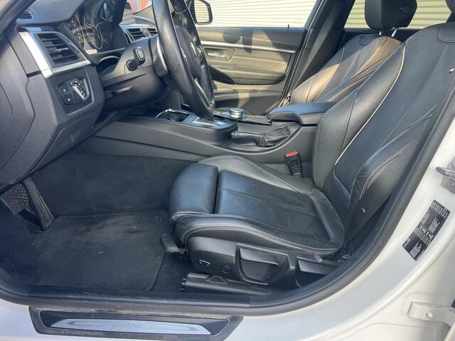 BMW 3-SERIE 320d EDE Centennial High Executive | Nieuw Binnen! | Automaat | Stoelverwarming | Cruise
