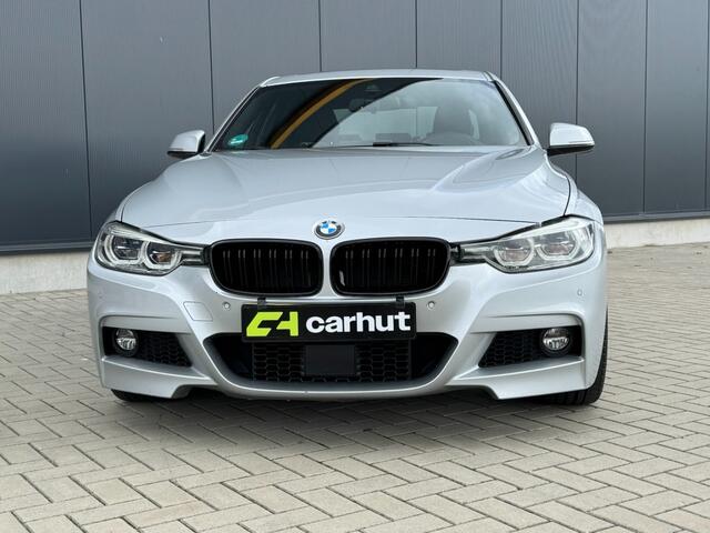 BMW 3-SERIE 330I M SPORT BOMVOL!! Zeer nette auto