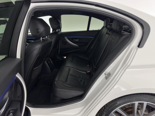 BMW 3-SERIE 330e Centennial High Executive M-Sportpack Aut. *LUXURY-LEATHER | FULL-LED | HEATED-SPORTSEATS | KEYLESS | HIFI-SOUND | NAVI-FULLMAP | ECC | PRIVACY-GLASS | SHIFT-PADDLES | PDC | CRUISE | 19''ALU*