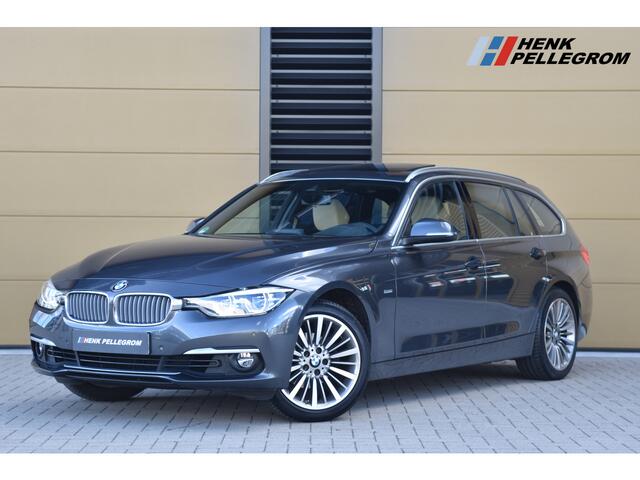 BMW 3-SERIE Touring 320i Luxury Edition * Panoramadak * Trekhaak * Sportstoelen * Camera *