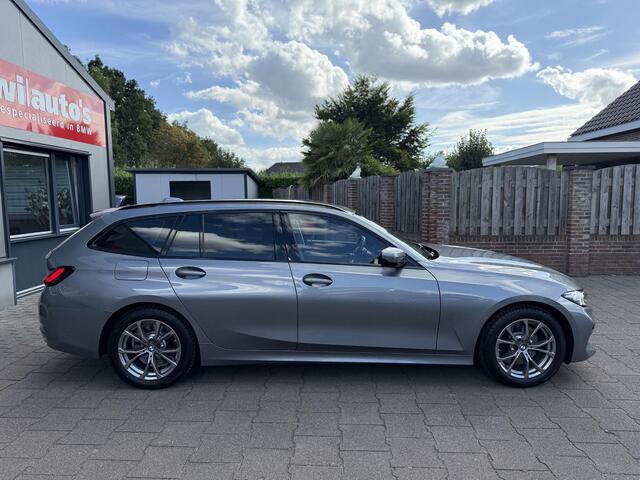 BMW 3-SERIE Touring 330e