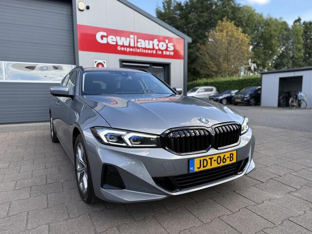 BMW 3-SERIE Touring 330e