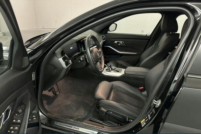 BMW 3-SERIE Touring 330e xDrive M-sport | HUD | Sfeer verl. | Laser