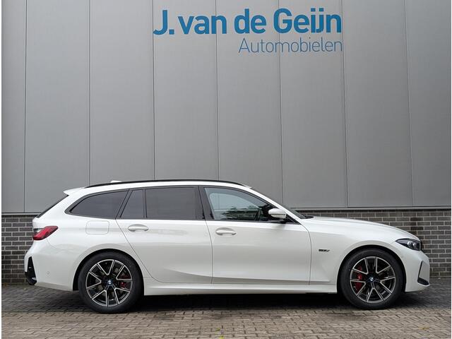 BMW 3-SERIE Touring 330e M-pakket Pro | Comfort | Parking | Carbon | 1e Eig