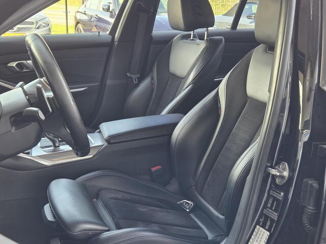 BMW 3-SERIE 330i High Executive, M-Sport, Live Cockpit, Adaptieve Cruise Controle, Stuurverwarming,