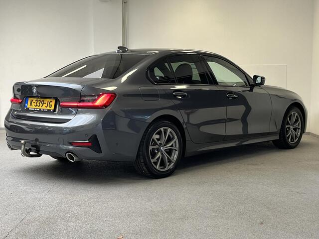 BMW 3-SERIE 320i High Executive | TREKHAAK | H&K | ACC | HEAD-UP |