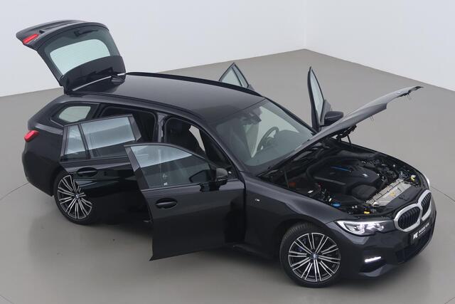 BMW 3-SERIE 330e M-Sport | ACC | Elek. Achterklep | Stoelverwarming | PDC V+A | Stoelverlengers