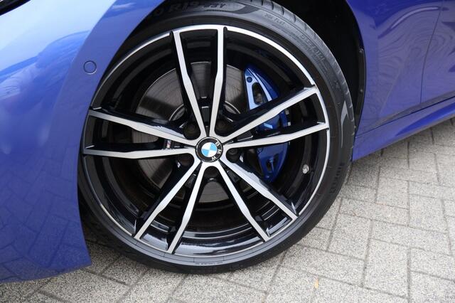 BMW 3-SERIE 330I M-Sport Head Up / Laser Led / Memory / Shadow Line