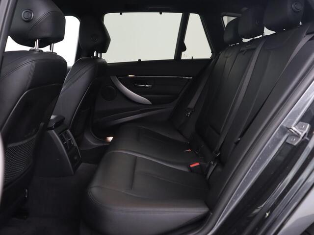 BMW 3-SERIE Touring 320i Edition M Sport Shadow High Executive | Automaat | Camera | Navigatie | Stoelverwarming | Leder | Cruise control | LMV 19 inch | LED | Climate controle | LMV 19 inch