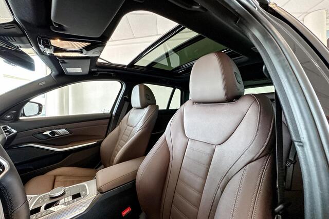 BMW 3-SERIE Touring 330e | M Sport | Harman Kardon | Head-up Display | Trekhaak |
