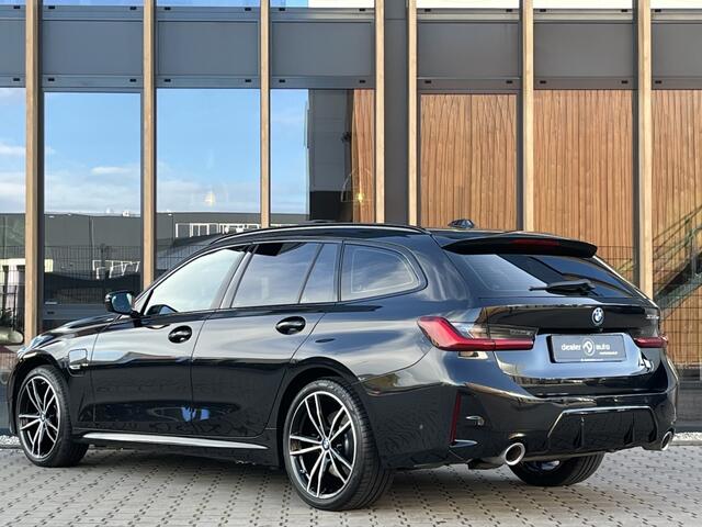 BMW 3-SERIE 330e xDrive Touring | Facelift | M-sport | Led | Trekhaak |