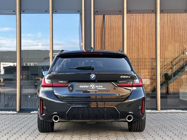 BMW 3-SERIE 330e xDrive Touring | Facelift | M-sport | Led | Trekhaak |