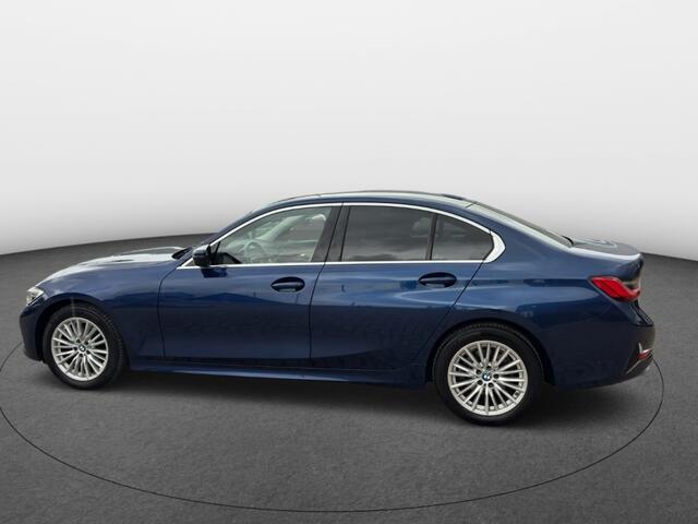 BMW 3-SERIE 318i High Executive Edition Aut [ Park assist Camera Safetypack